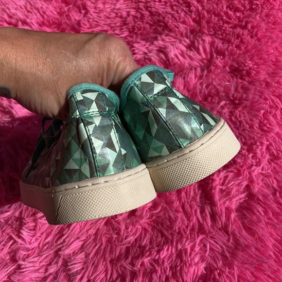 The UT.Lab lightweight Tyvek Franklin sneakers in green size 10.5 - Picture 8 of 9